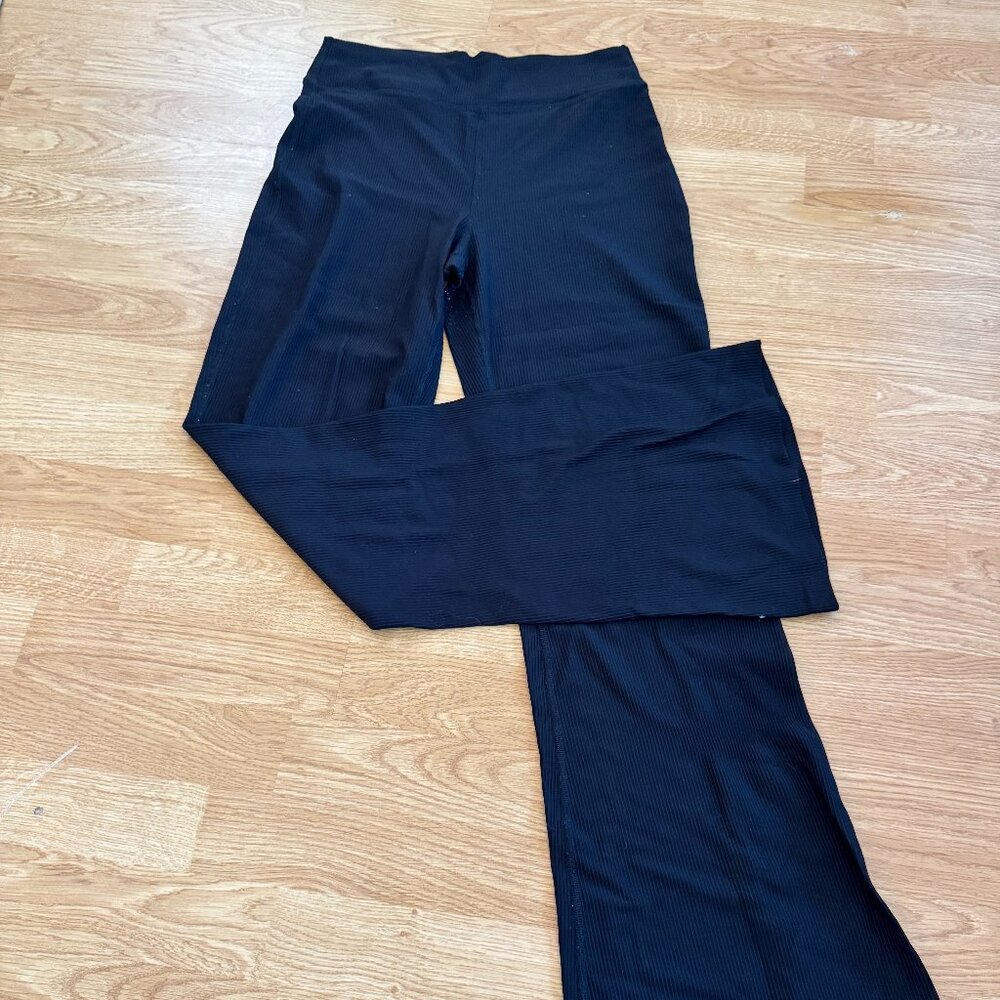 Women's Flare Leggings